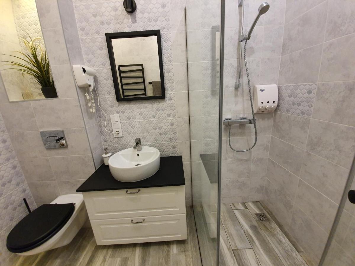 Apartamentai Su Jacuzzi Panevėžys Exteriör bild