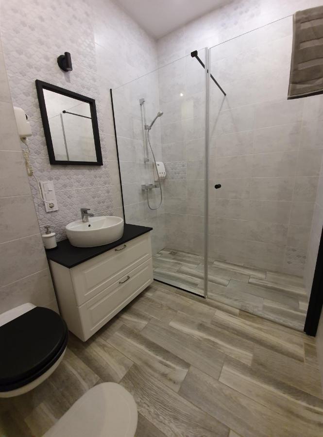 Apartamentai Su Jacuzzi Panevėžys Exteriör bild